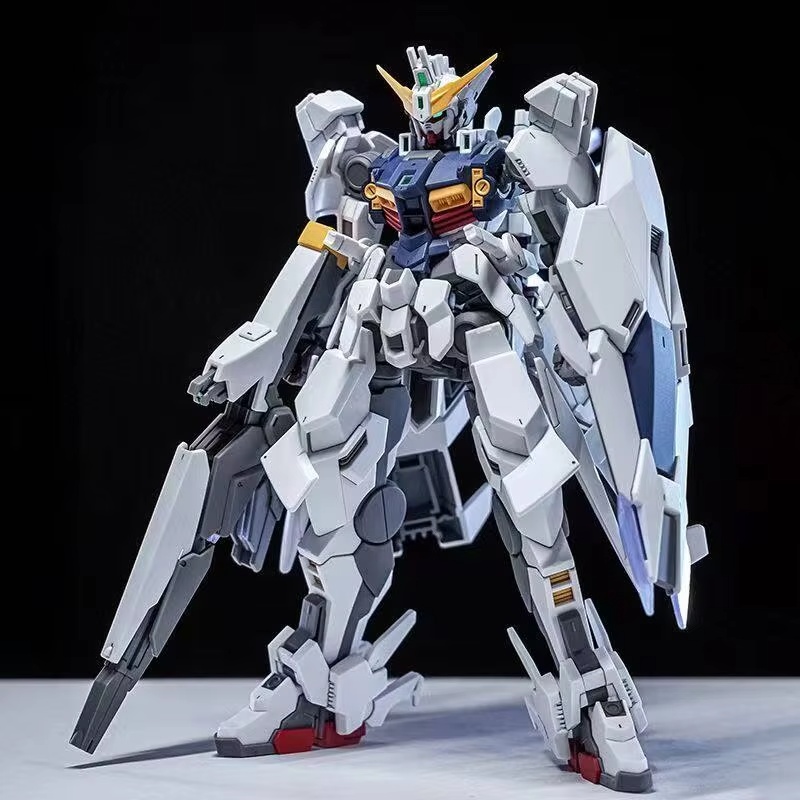 Model Kit Gundam Hg - Chiya – modèle de robot à