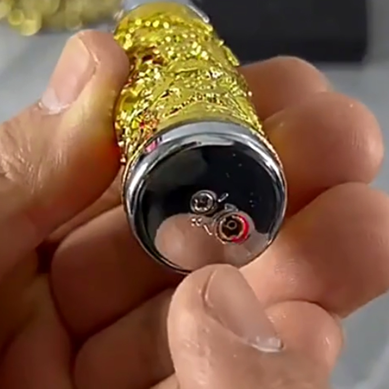 Le briquet torche design drago - Spray Can Lacquer avis et prix